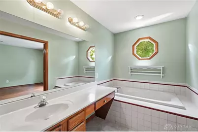 806 Claymore Court, Tipp City, OH 45371 - Photo 21