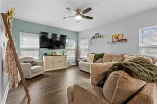 6024 Boxelder Dr, Tipp City, OH 45371 - Photo 5
