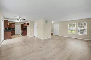 4047 Loyala Chase Ln, Dayton, OH 45424 - Photo 9