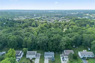 4008 Willow Run Dr, Beavercreek, OH 45430 - Photo 5