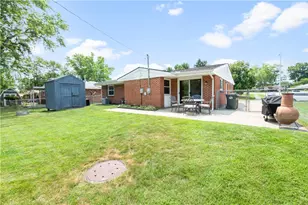 1733 Beaver Creek Ln, Dayton, OH 45429 - Photo 31