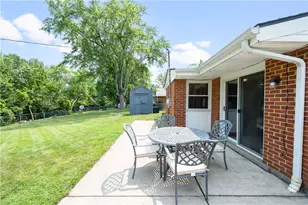 1733 Beaver Creek Ln, Dayton, OH 45429 - Photo 29