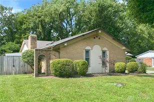 2744 Corlington Dr, Kettering, OH 45440 - Photo 3