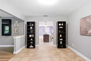 2744 Corlington Dr, Kettering, OH 45440 - Photo 13