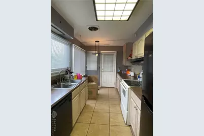 225 W Nottingham Road, Dayton, OH 45405 - Photo 5