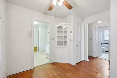 407 Wonderly Avenue, Oakwood, OH 45419 - Photo 9