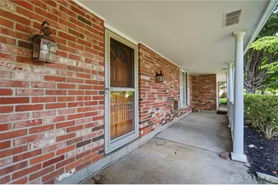 1611 Red Fox Drive, Beavercreek, OH 45432 - Photo 9