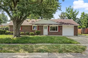 832 Stewville Dr, Vandalia, OH 45377 - Photo 1