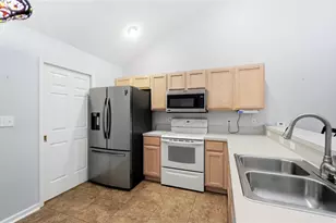 2690 Prestwick Village Cir, Springfield, OH 45503 - Photo 21