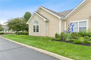 2690 Prestwick Village Cir, Springfield, OH 45503 - Photo 5