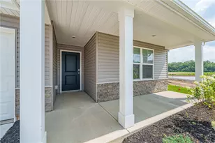 305 Lightfoot Ct, New Carlisle, OH 45344 - Photo 9