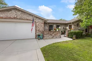 1395 Cornish Dr, Vandalia, OH 45377 - Photo 7