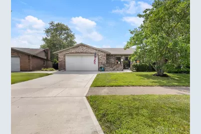 1395 Cornish Drive, Vandalia, OH 45377 - Photo 3