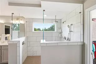2051 Stonewater Dr, Washington Twp, OH 45458 - Photo 37