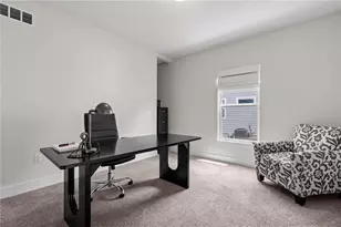 1124 Petrus Ct, Clear Creek Township, OH 45458 - Photo 23