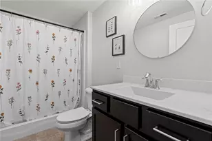 1124 Petrus Ct, Clear Creek Township, OH 45458 - Photo 37