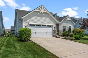 1124 Petrus Ct, Clear Creek Township, OH 45458 - Photo 3