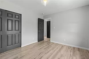 333 Ellenwood Dr, West Carrollton, OH 45449 - Photo 17