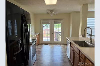 6309 Ashley Meadows Court, Huber Heights, OH 45424 - Photo 7