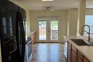 6309 Ashley Meadows Ct, Huber Heights, OH 45424 - Photo 7