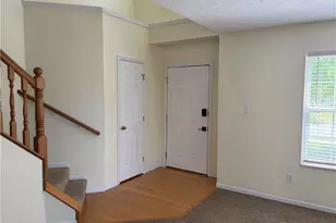 6309 Ashley Meadows Ct, Huber Heights, OH 45424 - Photo 3
