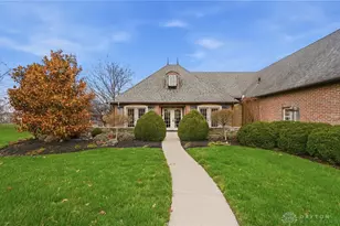 1574 Vicki Ln, Turtlecreek Twp, OH 45036 - Photo 9