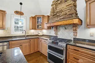 1574 Vicki Ln, Turtlecreek Twp, OH 45036 - Photo 21