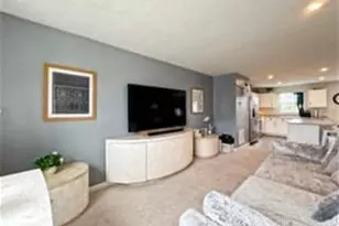 1912 Amelia Way, Moraine, OH 45439 - Photo 5