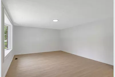 8050 Happiness Way, West Chester Twp, OH 45069 - Photo 5