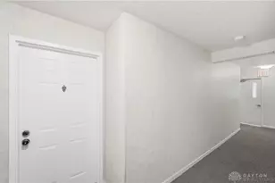 610 Carrington Pl, Loveland, OH 45140 - Photo 7