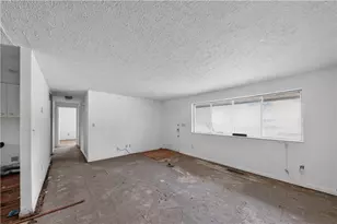 2196 Owendale Dr, West Carrollton, OH 45439 - Photo 9