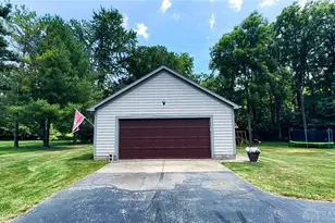 185 Woods Edge Ct, Union Twp, OH 45177 - Photo 7