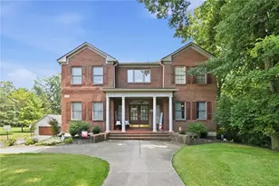 185 Woods Edge Ct, Union Twp, OH 45177 - Photo 3