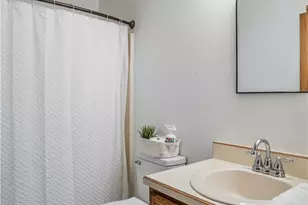 815 W Eva Cir, Springfield Twp, OH 45504 - Photo 23