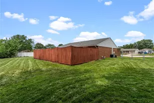 8289 Mill Spring Pl, Huber Heights, OH 45424 - Photo 5