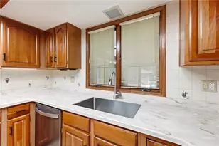 2281 Vienna Pkwy, Miami Township, OH 45459 - Photo 17