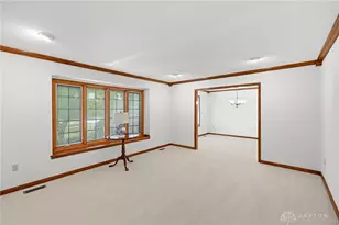 2281 Vienna Pkwy, Miami Township, OH 45459 - Photo 5