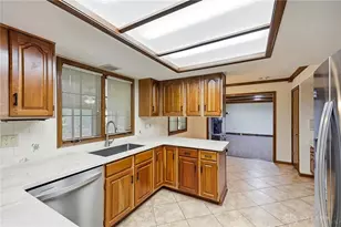 2281 Vienna Pkwy, Miami Township, OH 45459 - Photo 15
