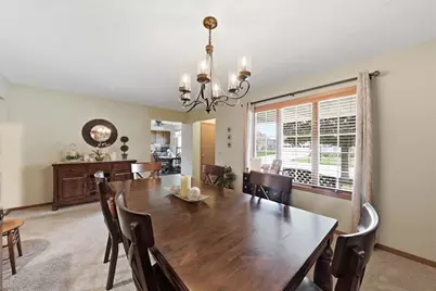 1045 Bradford Drive, Springfield, OH 45503 - Photo 5