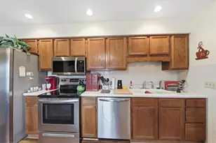 1045 Bradford Dr, Springfield, OH 45503 - Photo 7