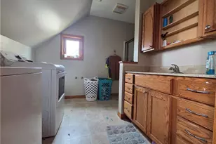 224 E Wayne St, Celina, OH 45822 - Photo 31
