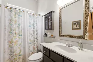 630 Carrick Dr, Washington Twp, OH 45458 - Photo 9