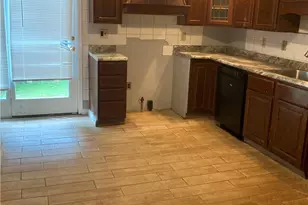 1001 E Stewart St, Dayton, OH 45410 - Photo 7
