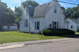 320 N 11th St, Miamisburg, OH 45342 - Photo 1