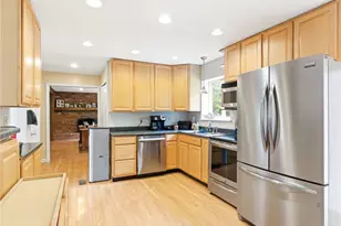 10 Fairway Dr, Springboro, OH 45066 - Photo 9