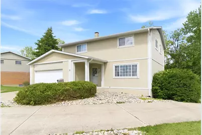 10 Fairway Drive, Springboro, OH 45066 - Photo 1