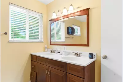 10 Fairway Drive, Springboro, OH 45066 - Photo 19