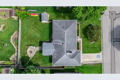 423 Genetta Drive, Miamisburg, OH 45342 - Photo 5
