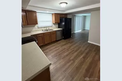 4541 Penhurst Place, Huber Heights, OH 45424 - Photo 5