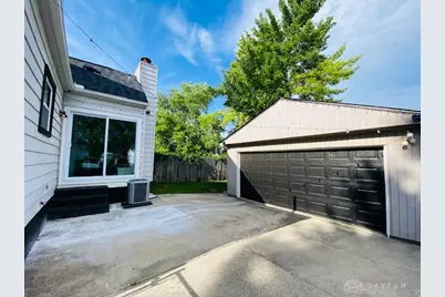 1820 Rosemont Boulevard, Dayton, OH 45420 - Photo 3
